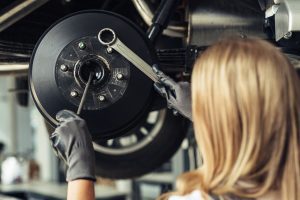 Brake Basics: 6 Signs Your Brakes Need Attention